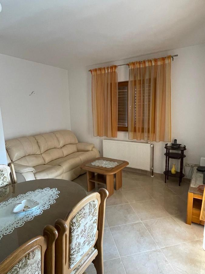 Apartman Ivan 特罗吉尔 外观 照片