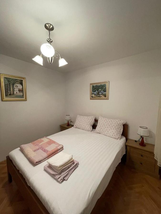Apartman Ivan 特罗吉尔 外观 照片