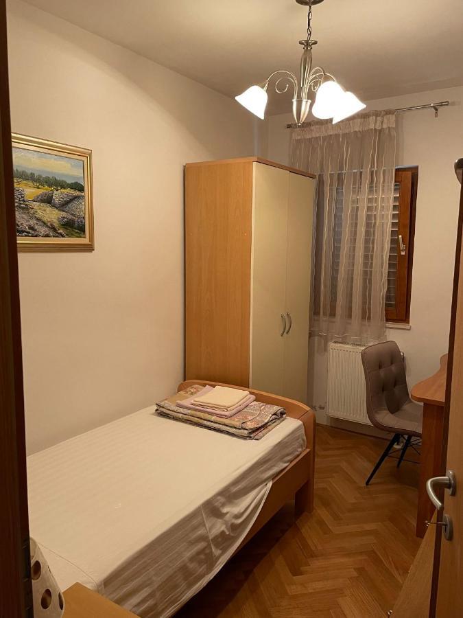 Apartman Ivan 特罗吉尔 外观 照片
